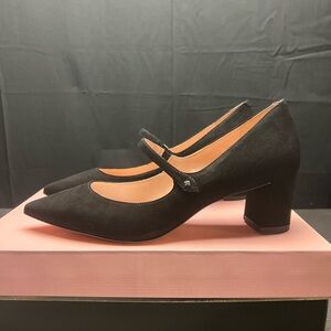 Beautiful pair of Kate Spade shoes